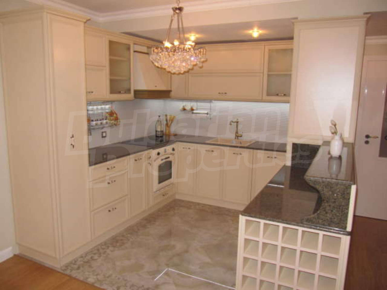 Gallery Picture 8