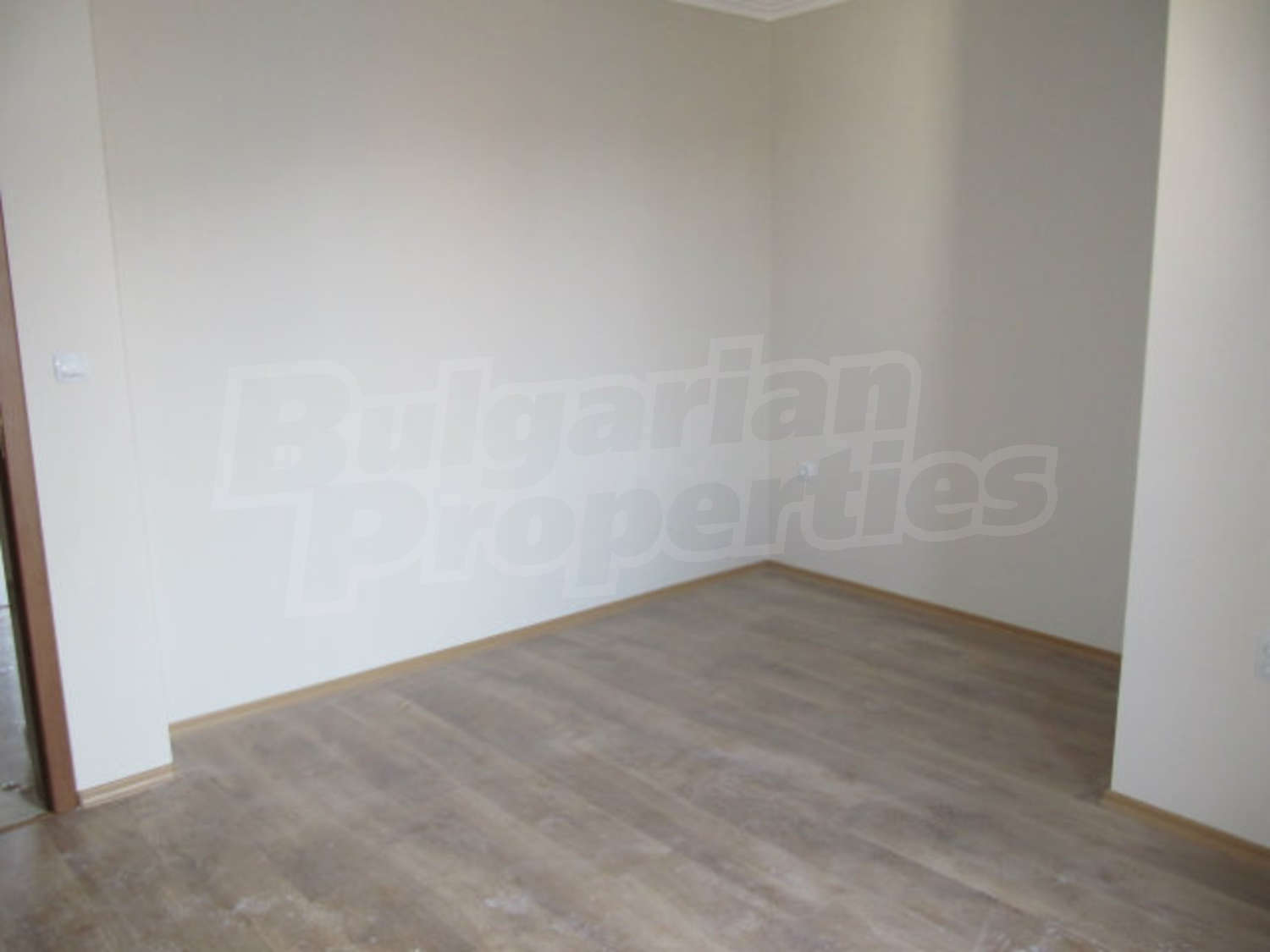 Gallery Picture 8