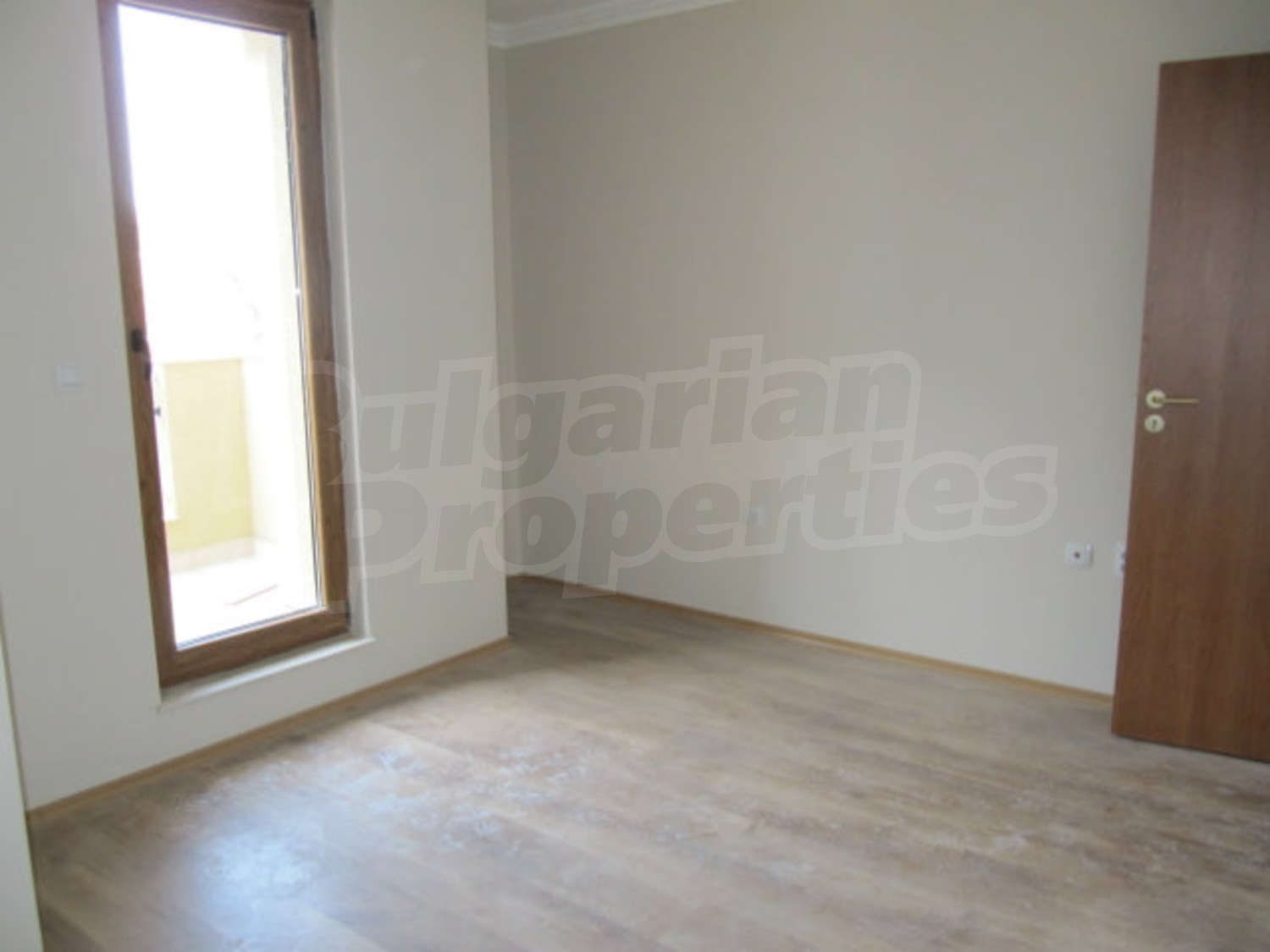 Gallery Picture 9