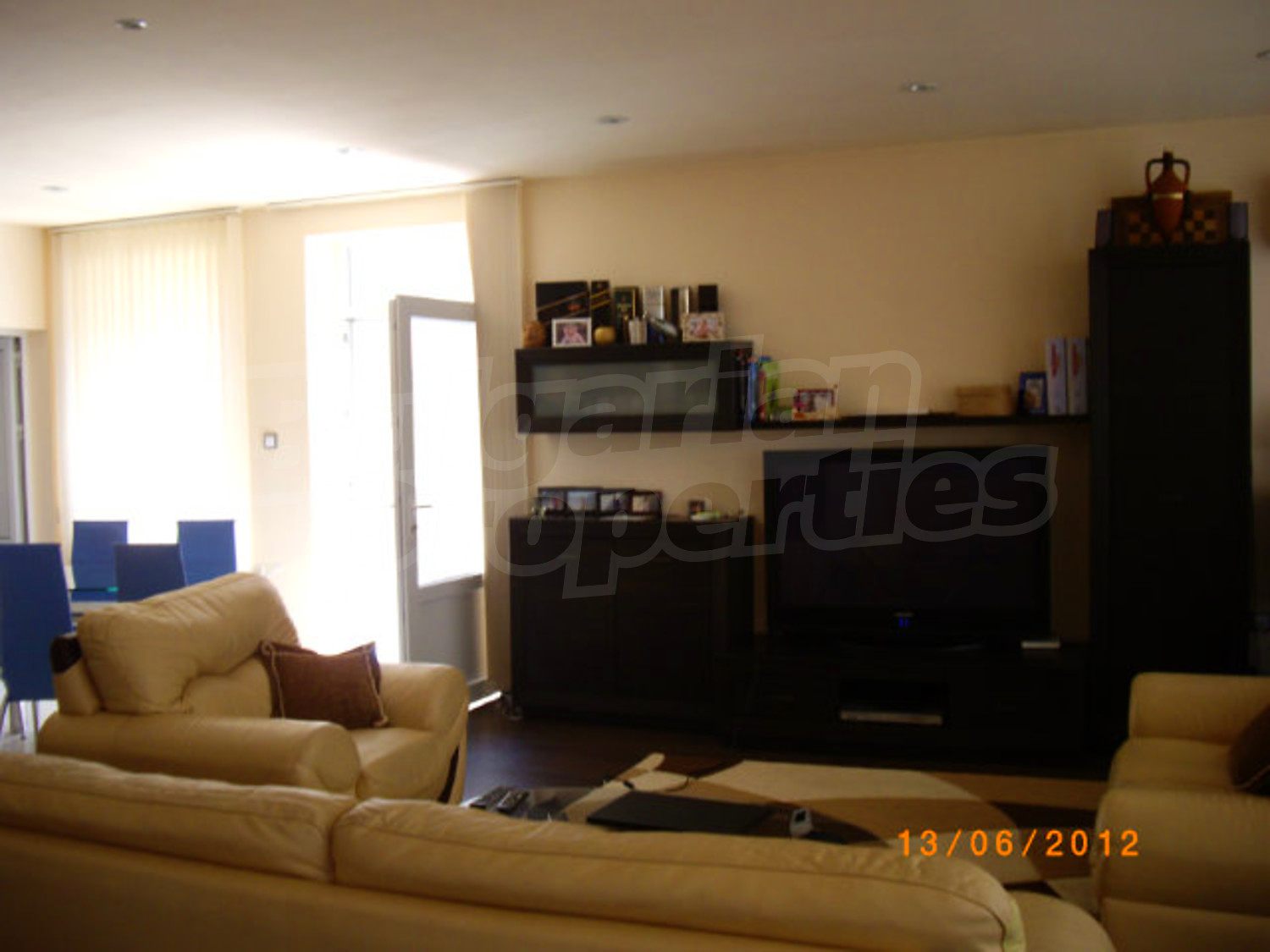 Gallery Picture 16