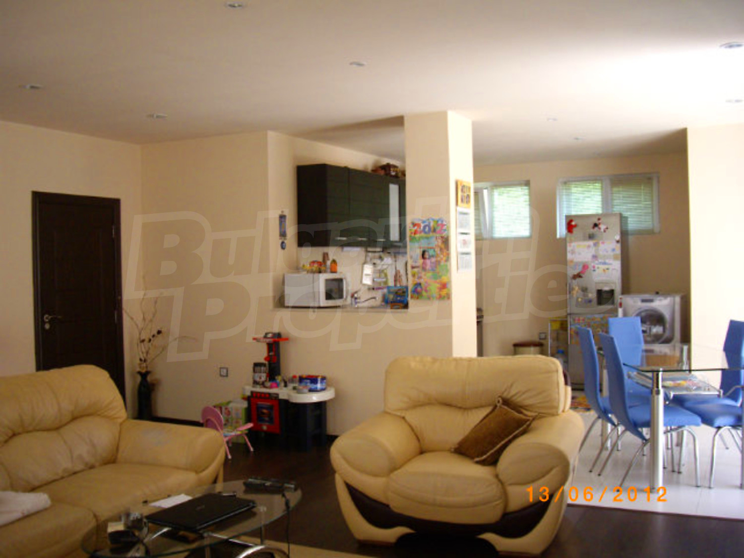 Gallery Picture 17