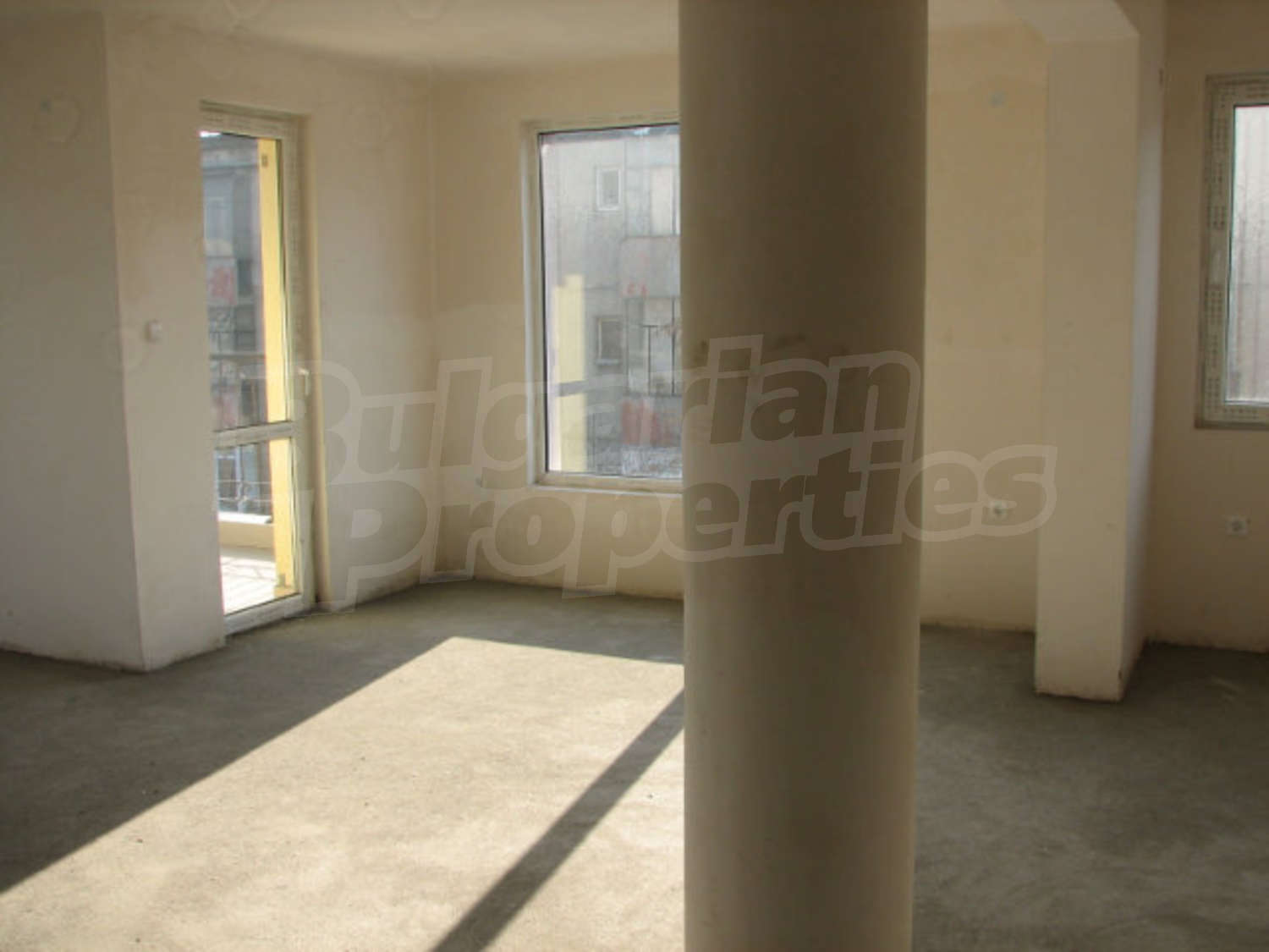 Gallery Picture 13