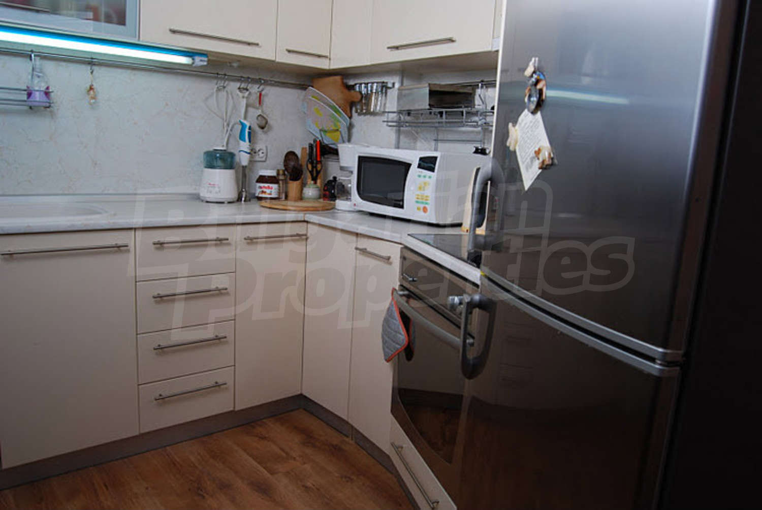 Gallery Picture 38