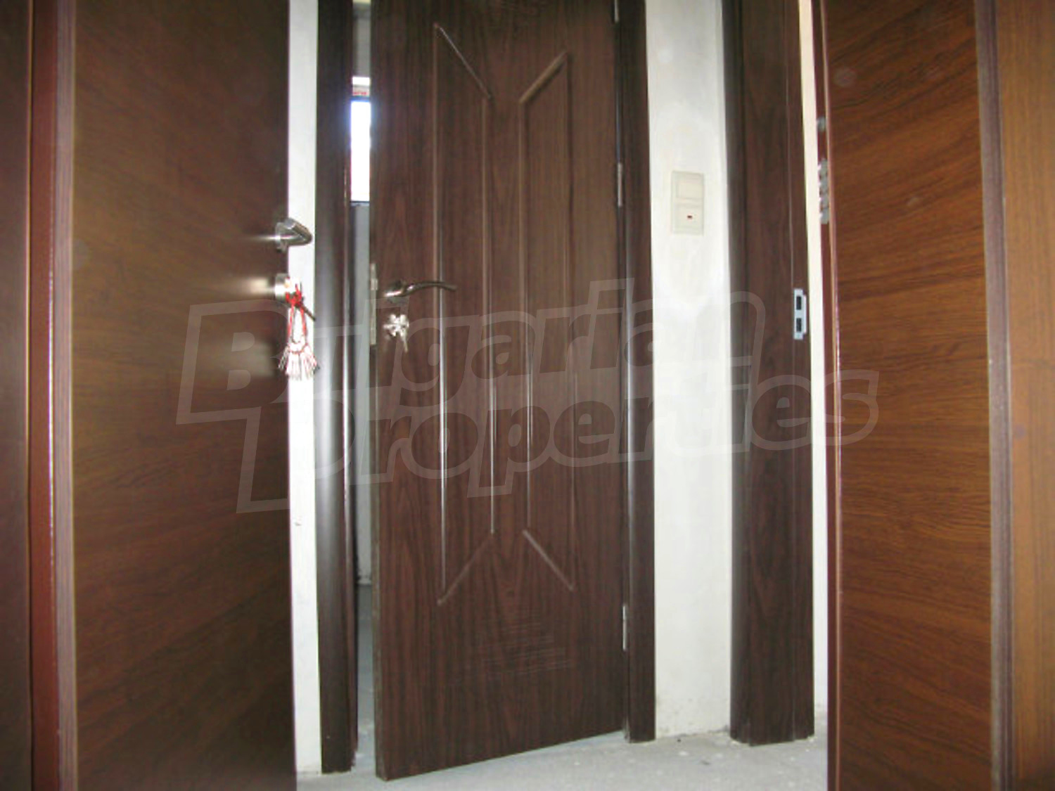 Gallery Picture 8