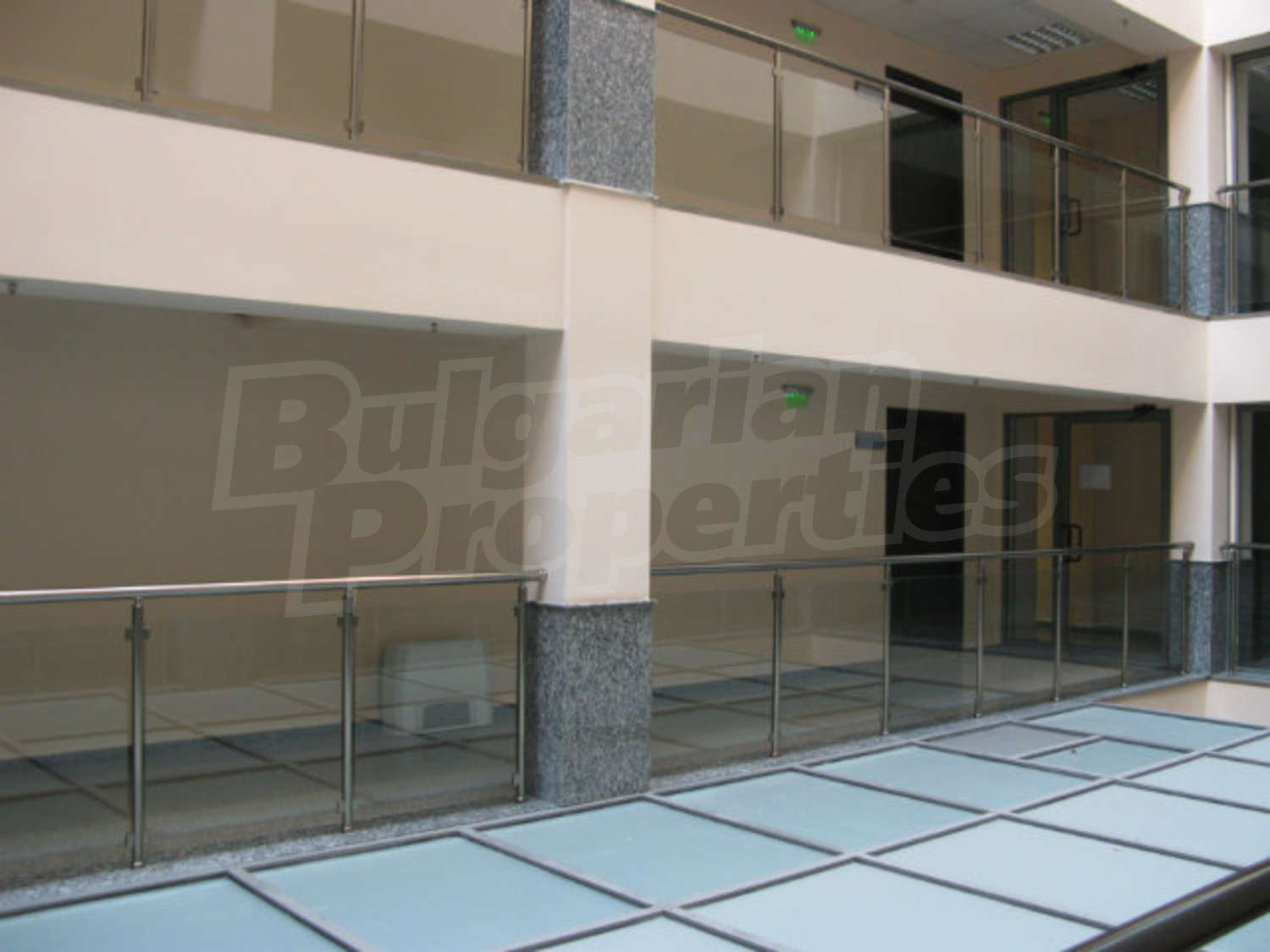 Gallery Picture 10