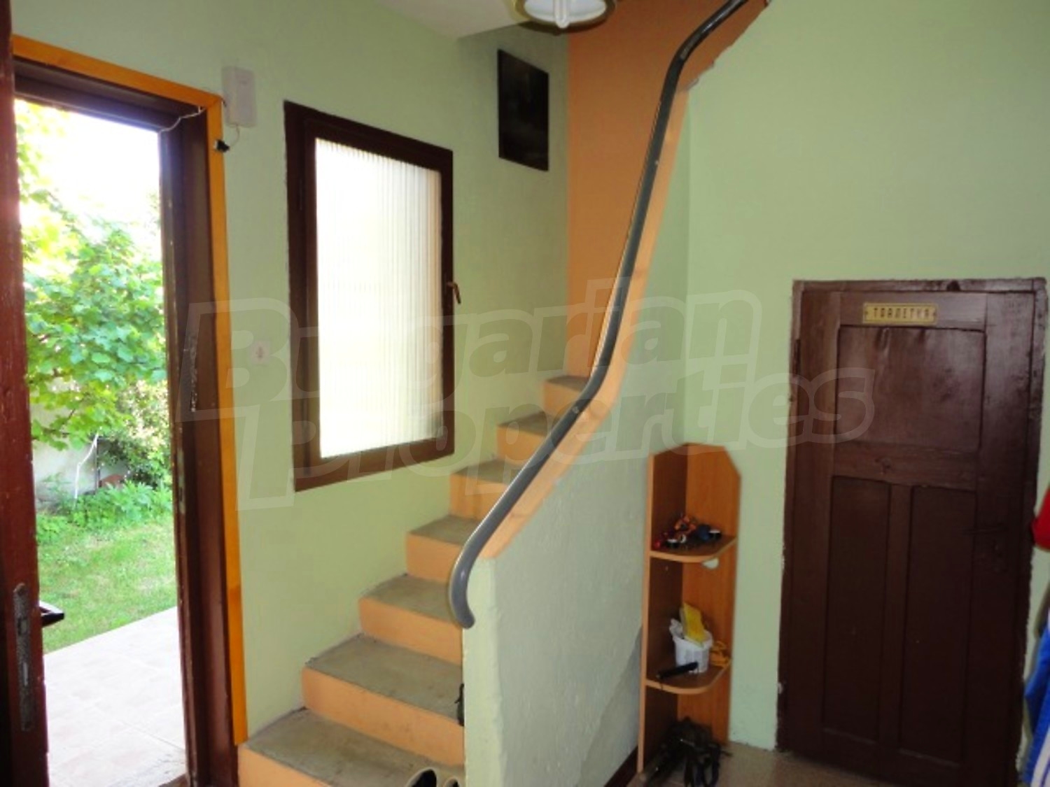 Gallery Picture 9