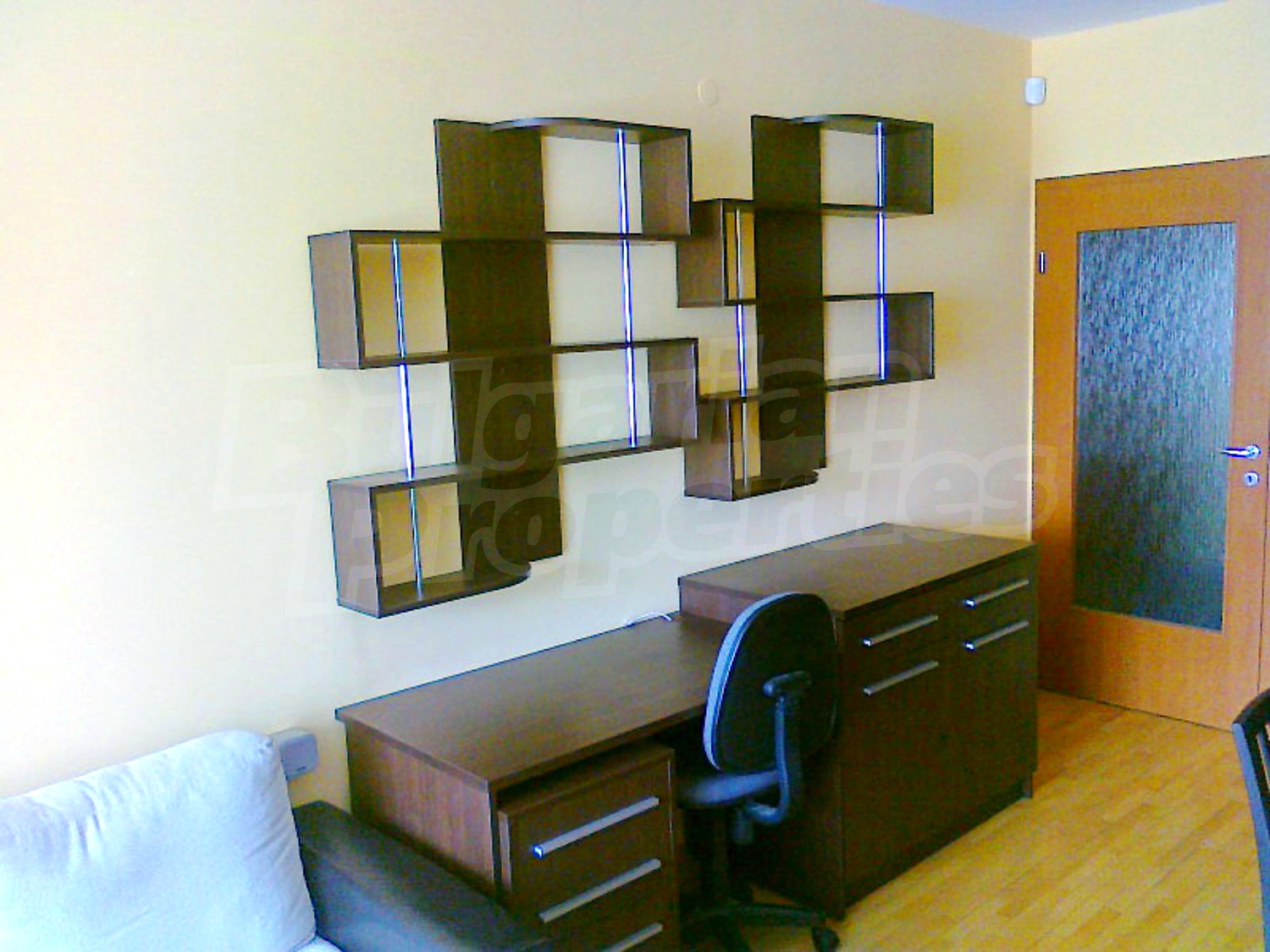 Gallery Picture 4