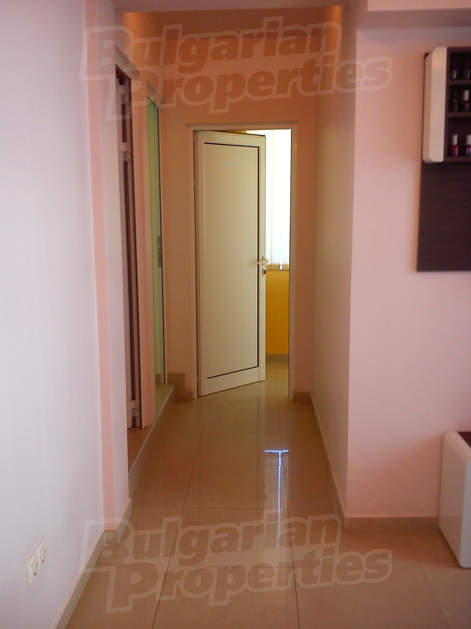 Gallery Picture 2