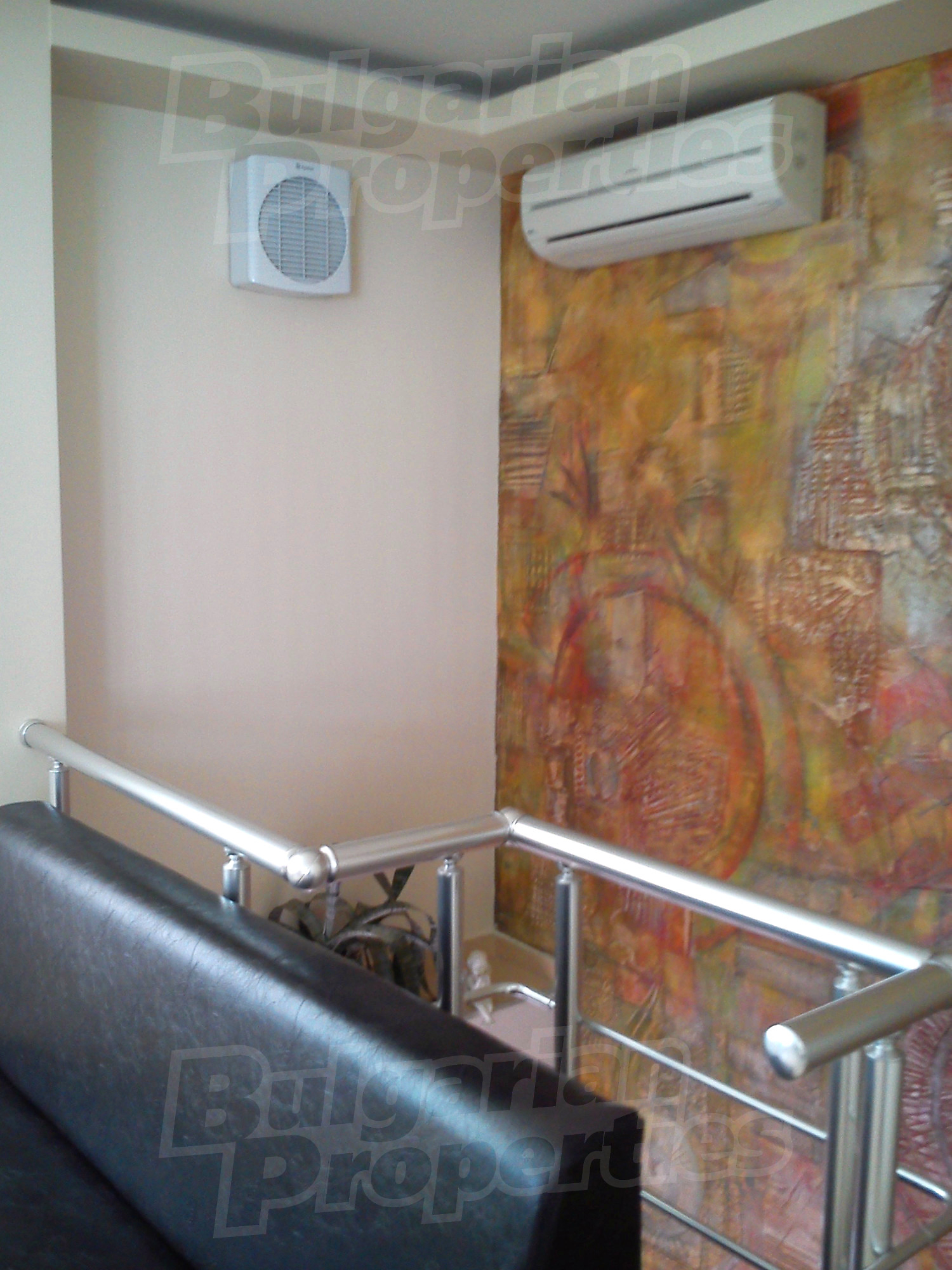 Gallery Picture 25