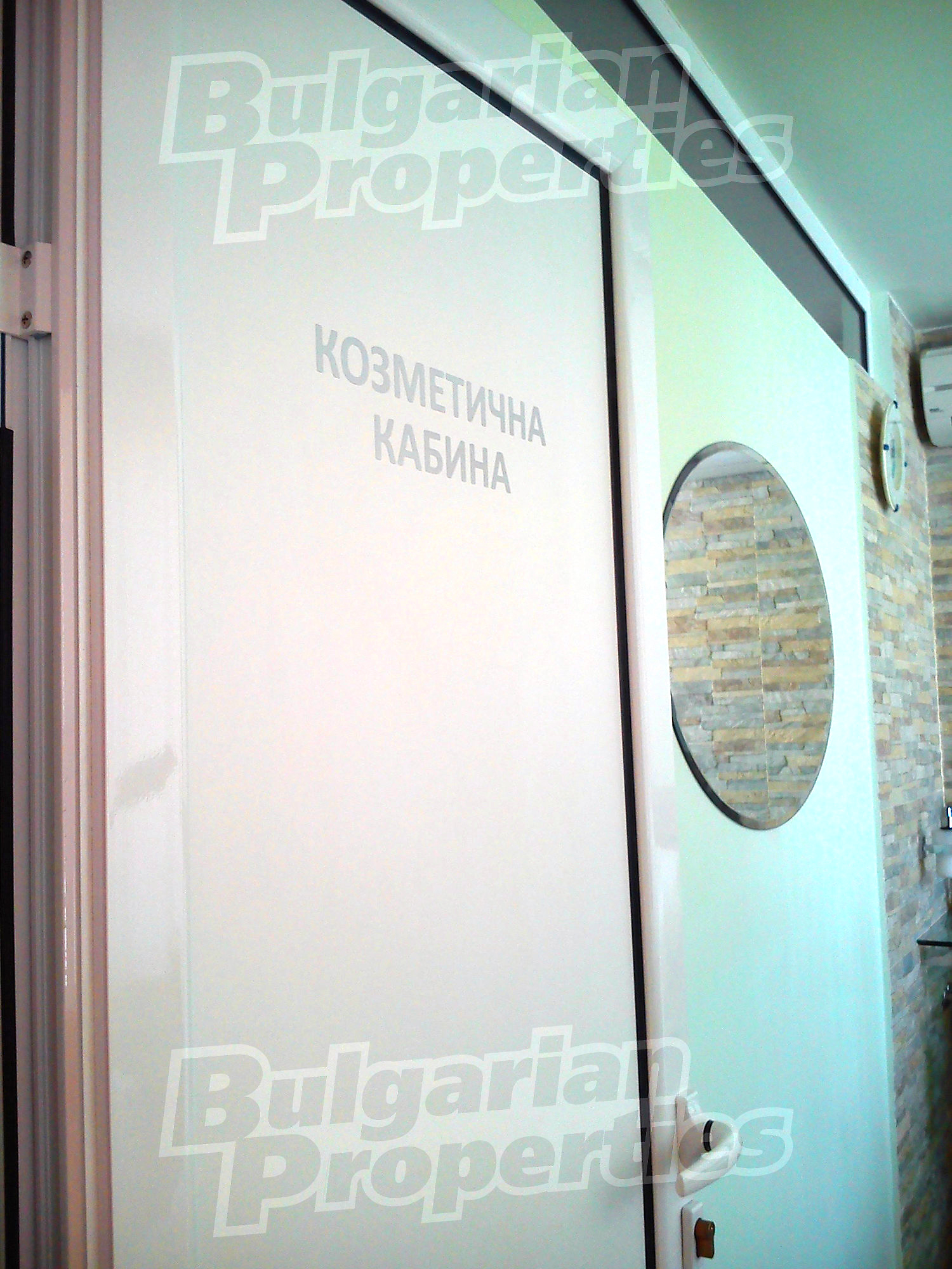 Gallery Picture 4