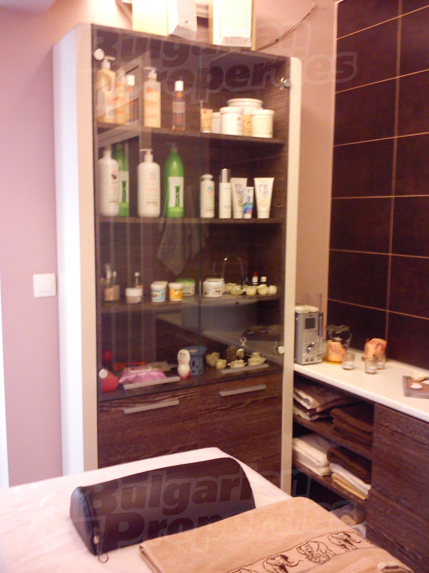 Gallery Picture 9