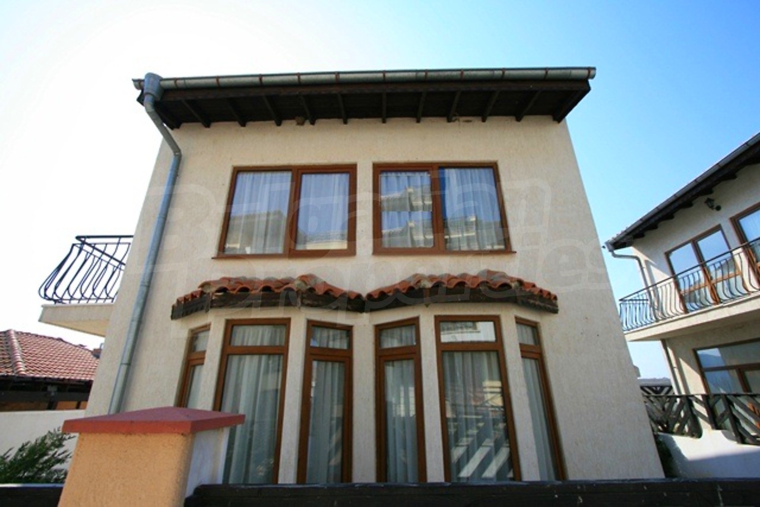 Gallery Picture 2
