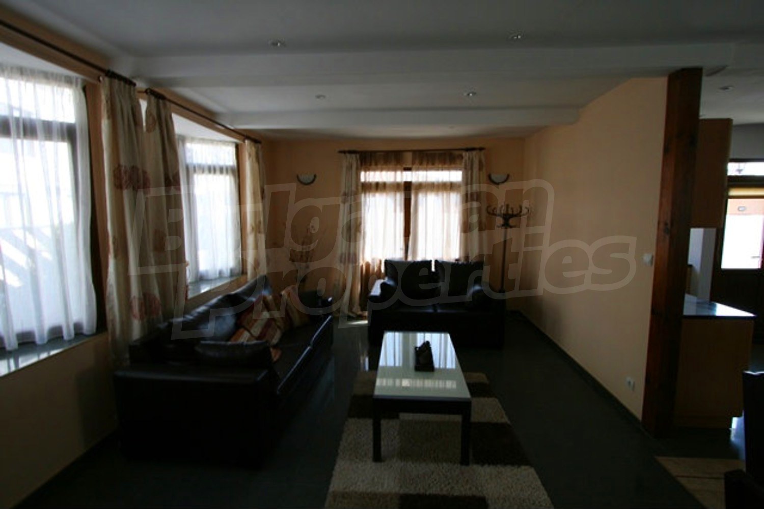 Gallery Picture 21