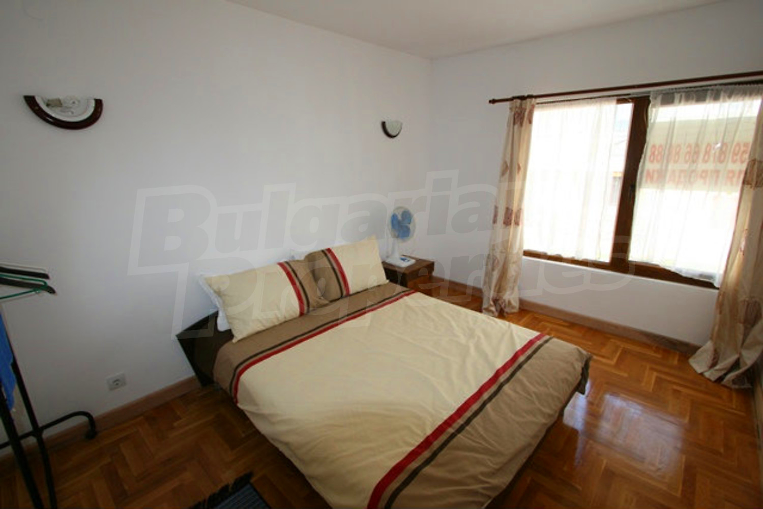 Gallery Picture 30