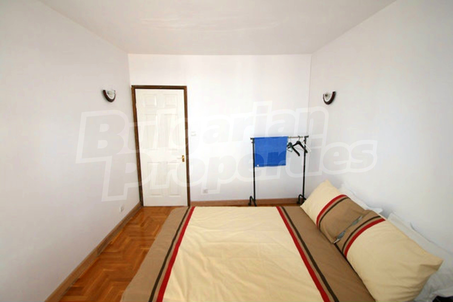 Gallery Picture 32