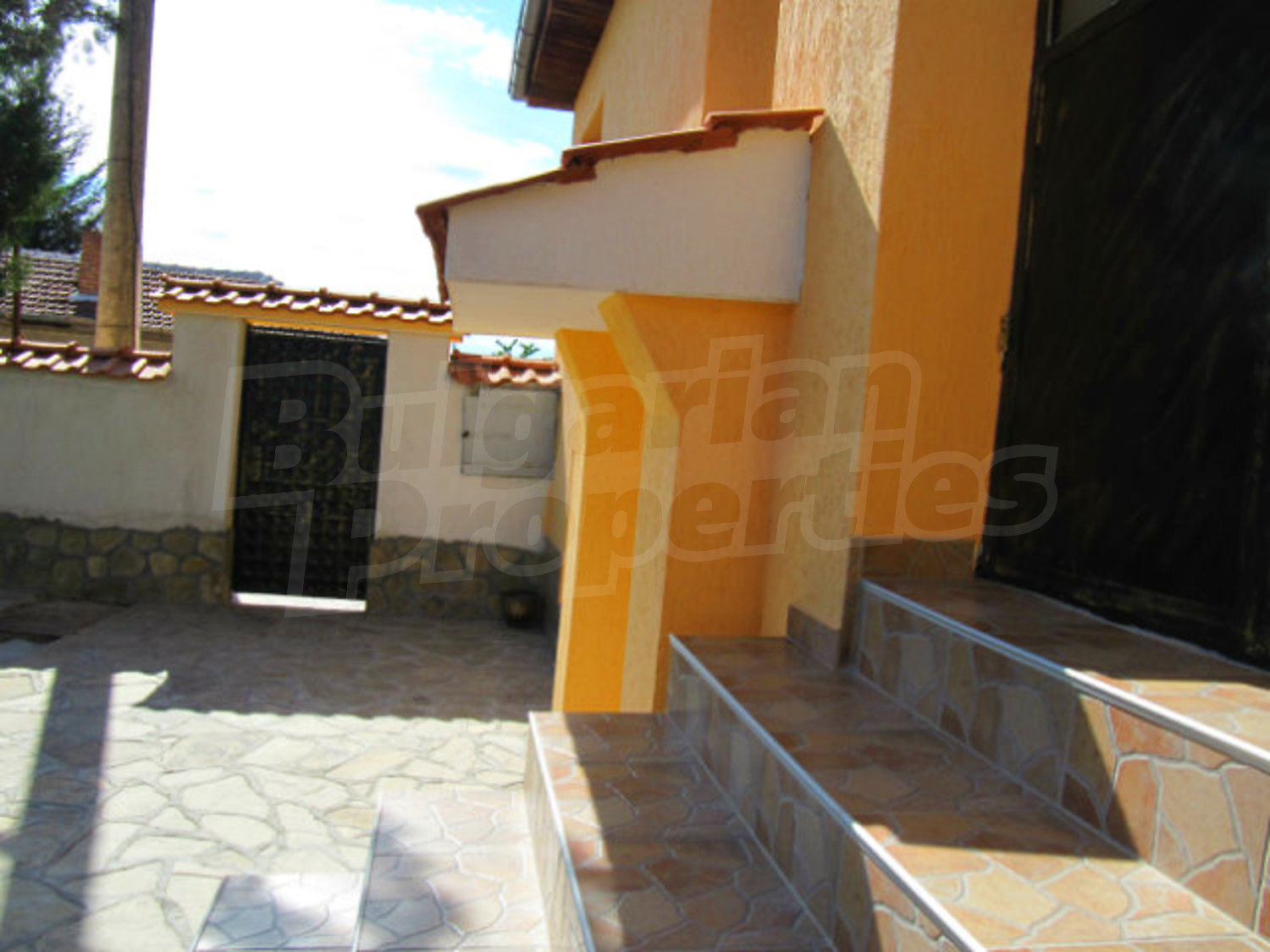 Gallery Picture 27