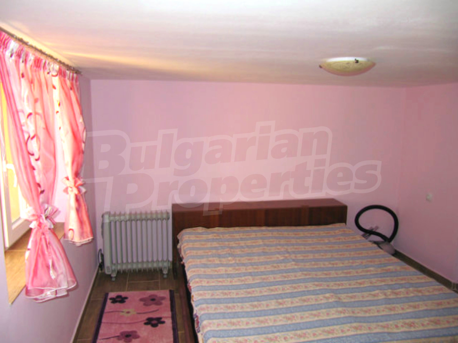 Gallery Picture 33