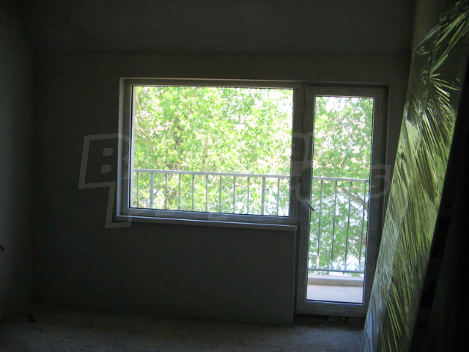 Gallery Picture 13