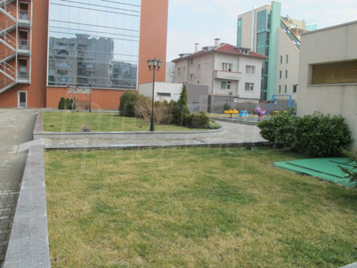 Gallery Picture 26