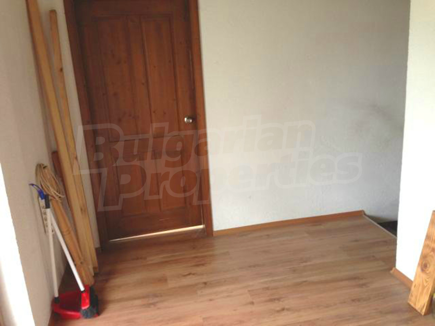 Gallery Picture 13