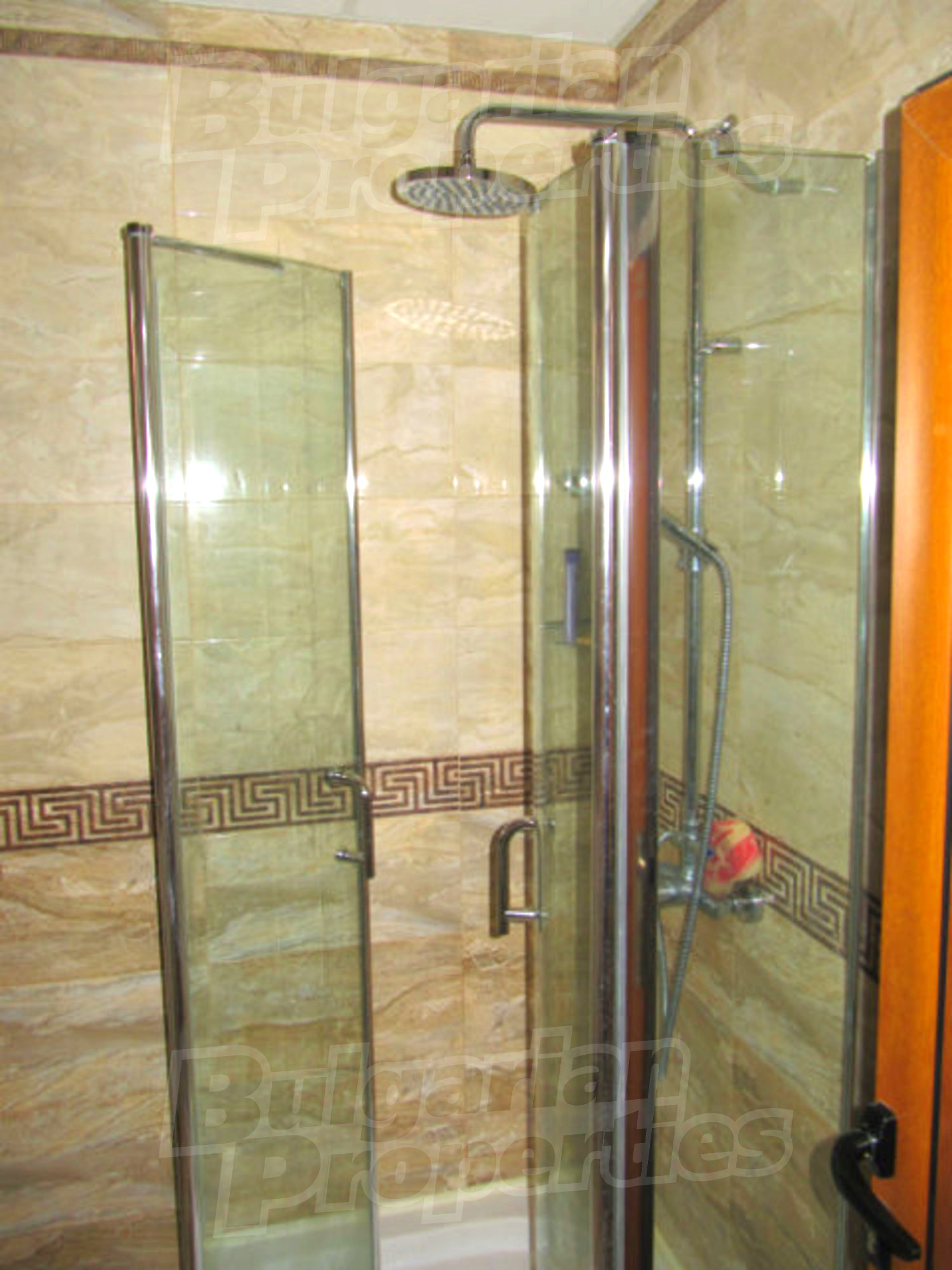 Gallery Picture 28