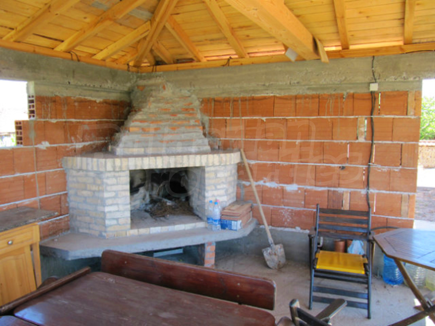 Gallery Picture 35