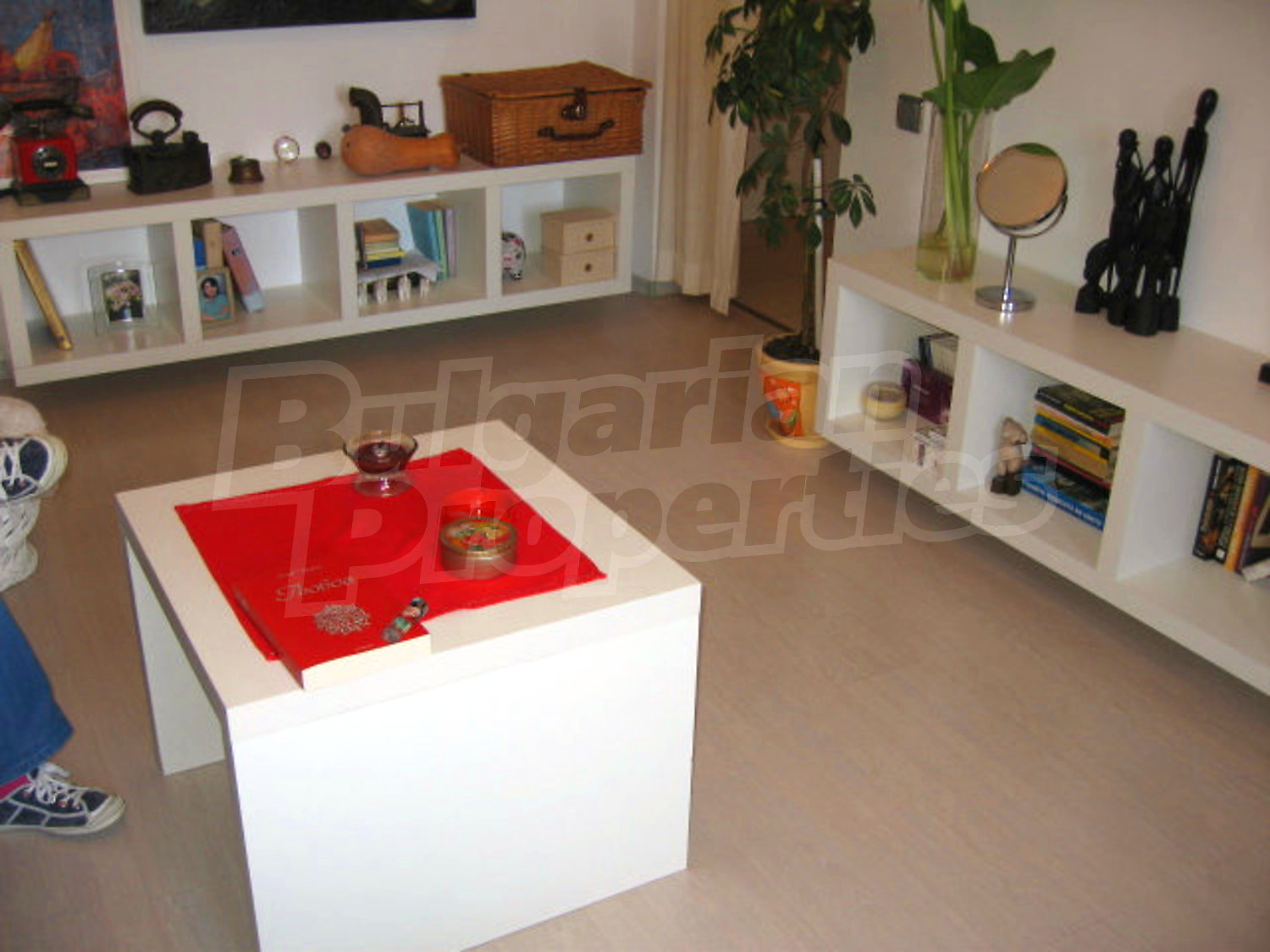 Gallery Picture 17