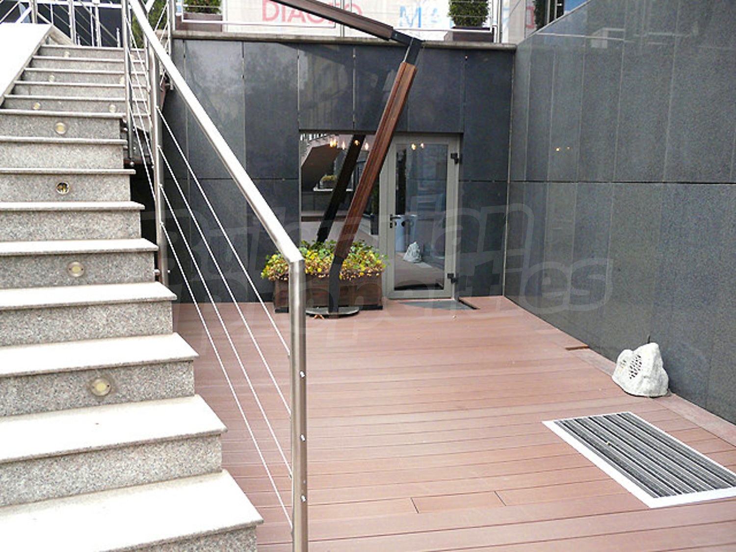 Gallery Picture 16