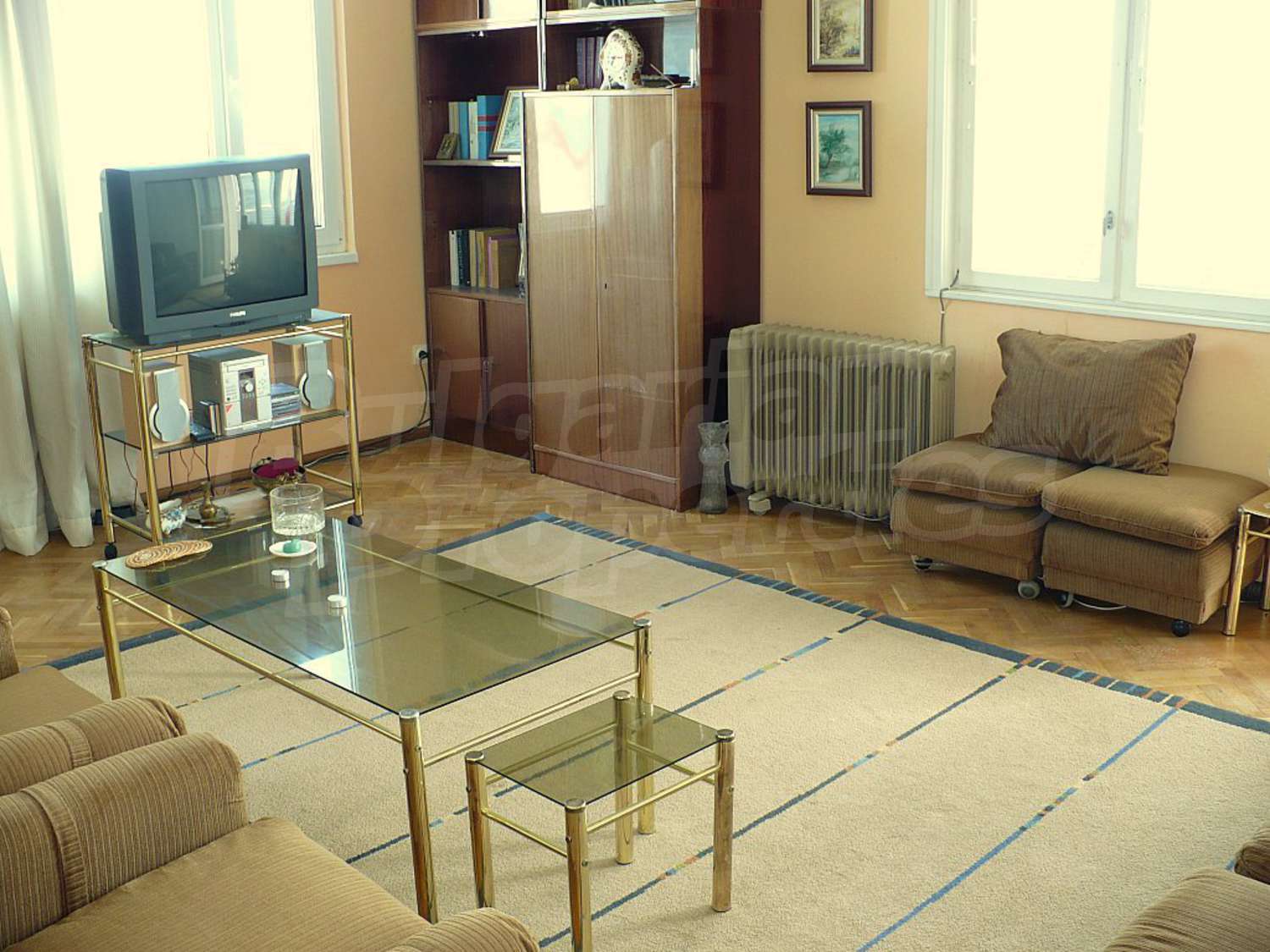 Gallery Picture 10