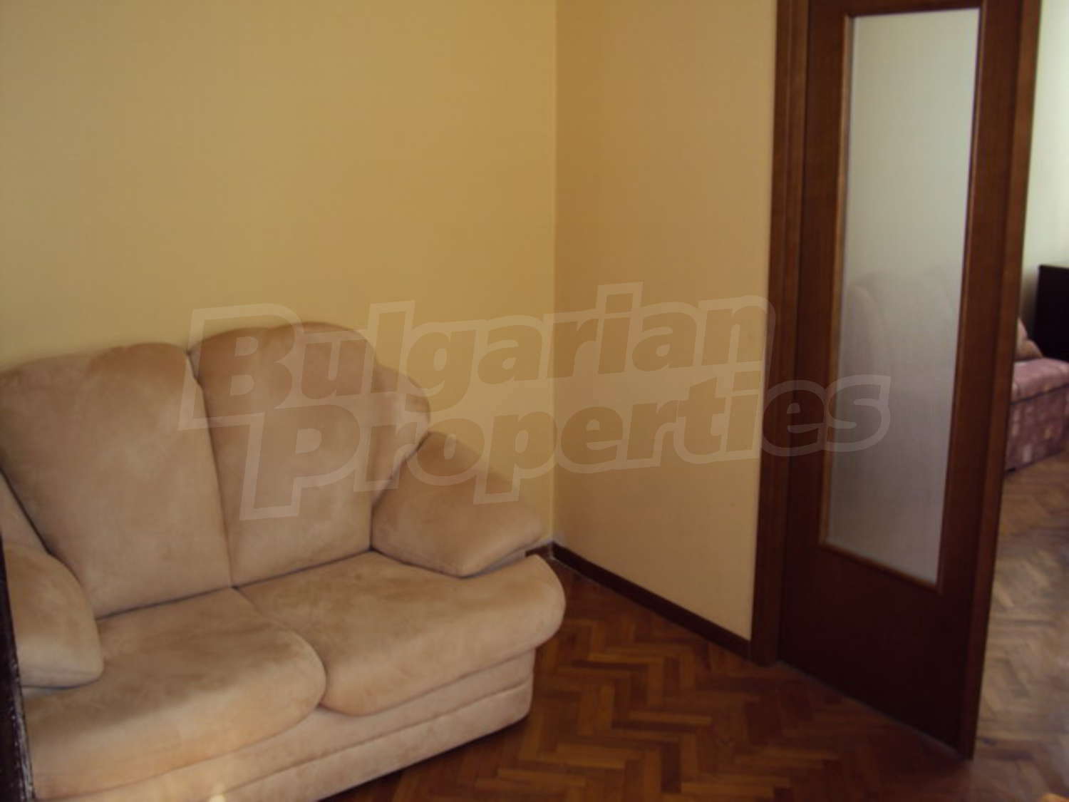 Gallery Picture 8