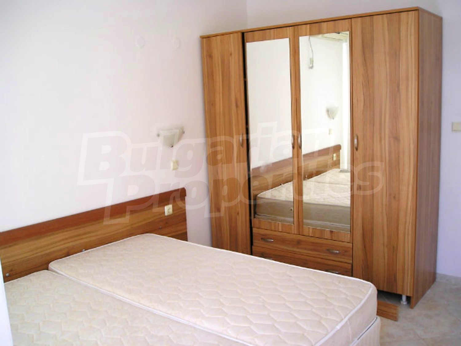 Gallery Picture 10