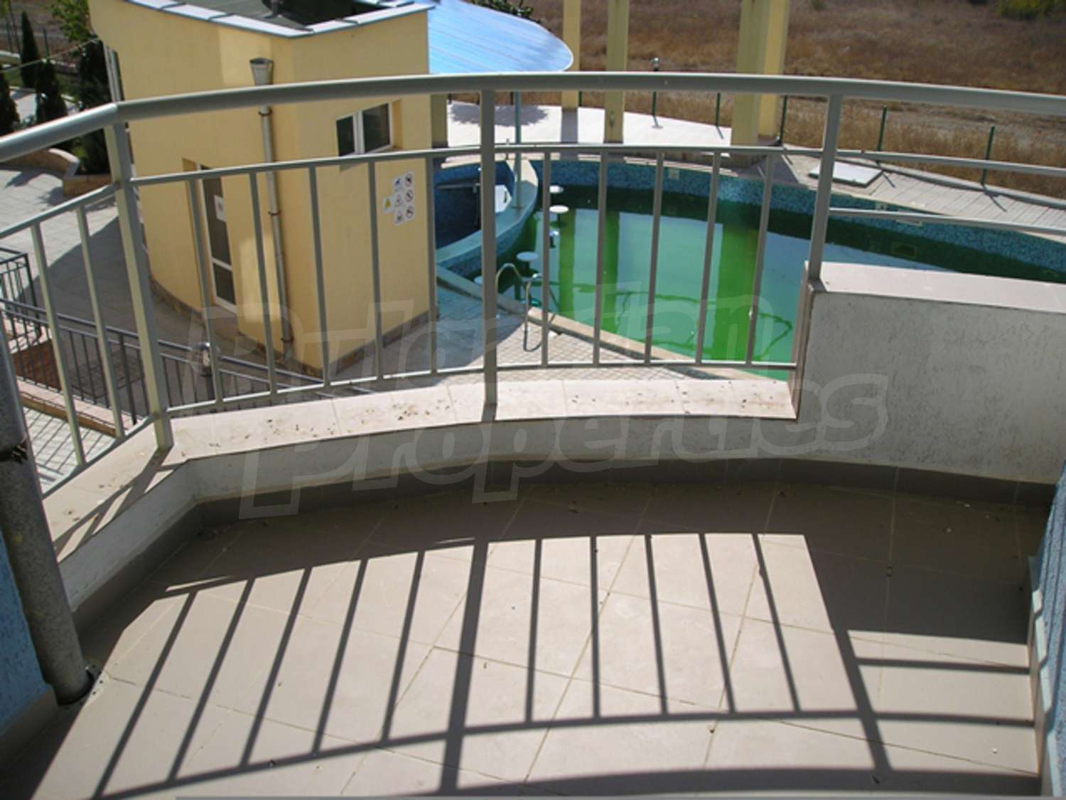 Gallery Picture 36
