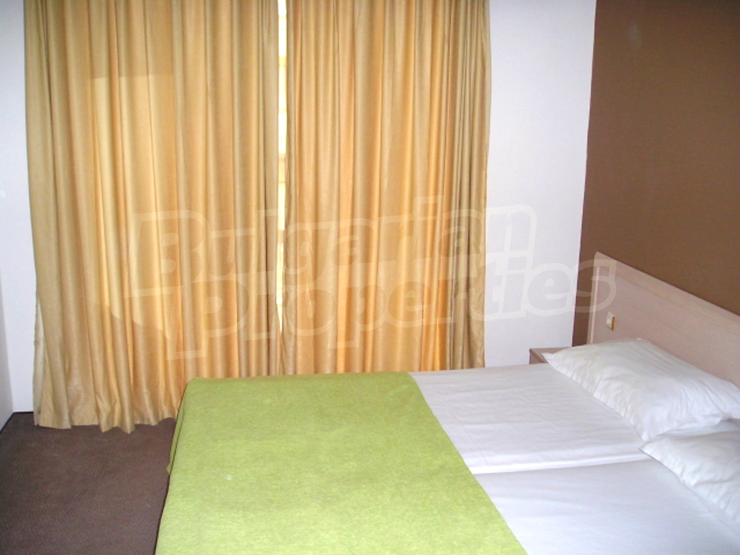 Gallery Picture 17
