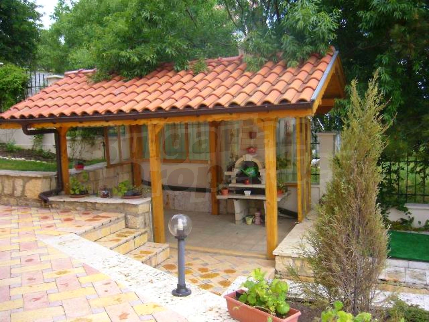 Gallery Picture 6