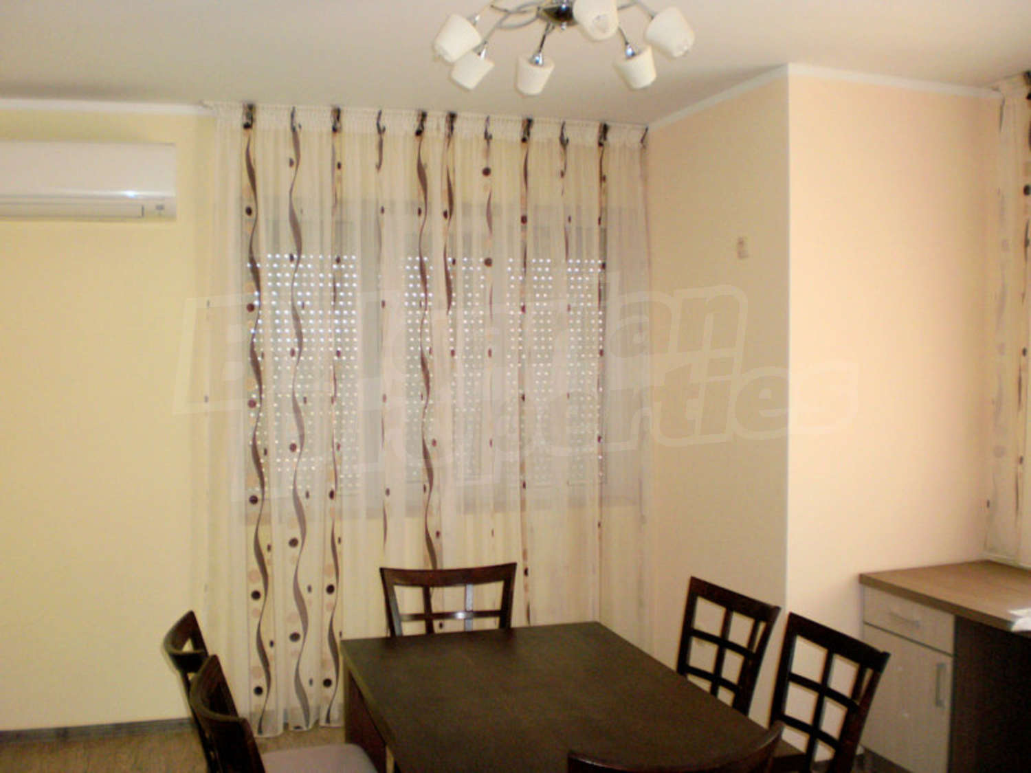 Gallery Picture 2