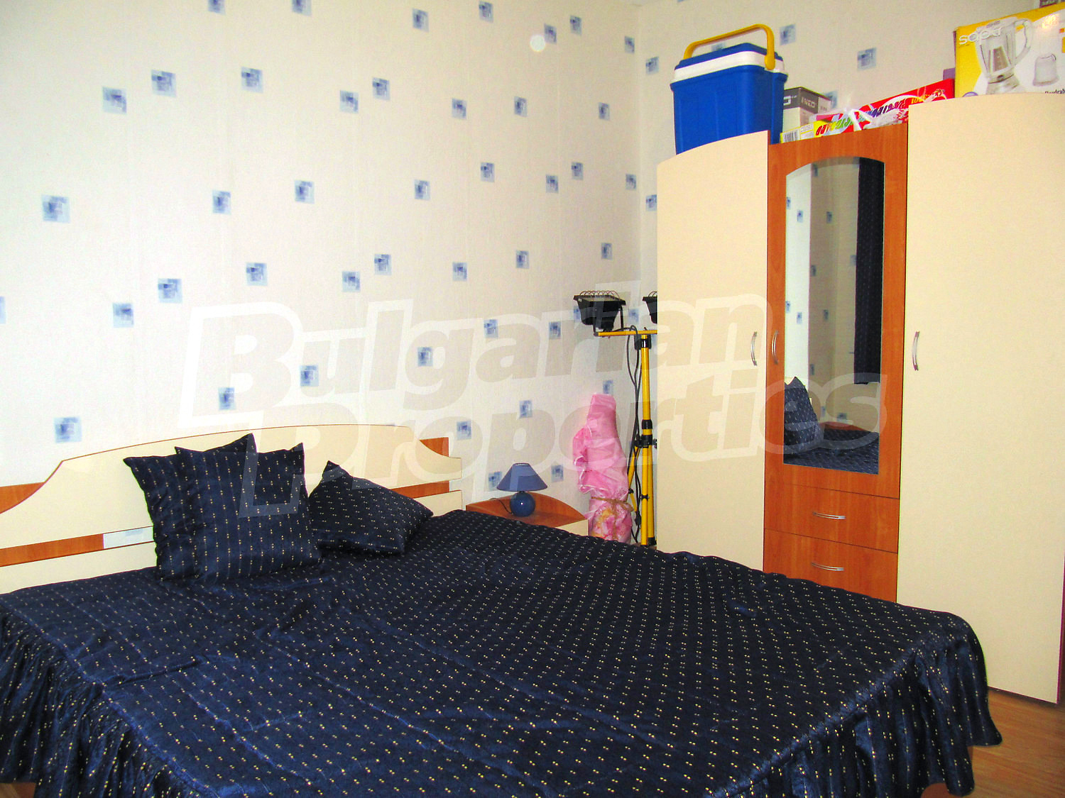 Gallery Picture 18