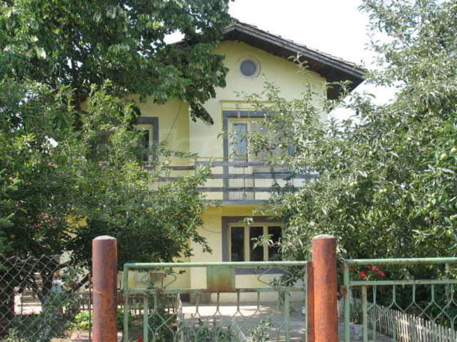 Gallery Picture 2