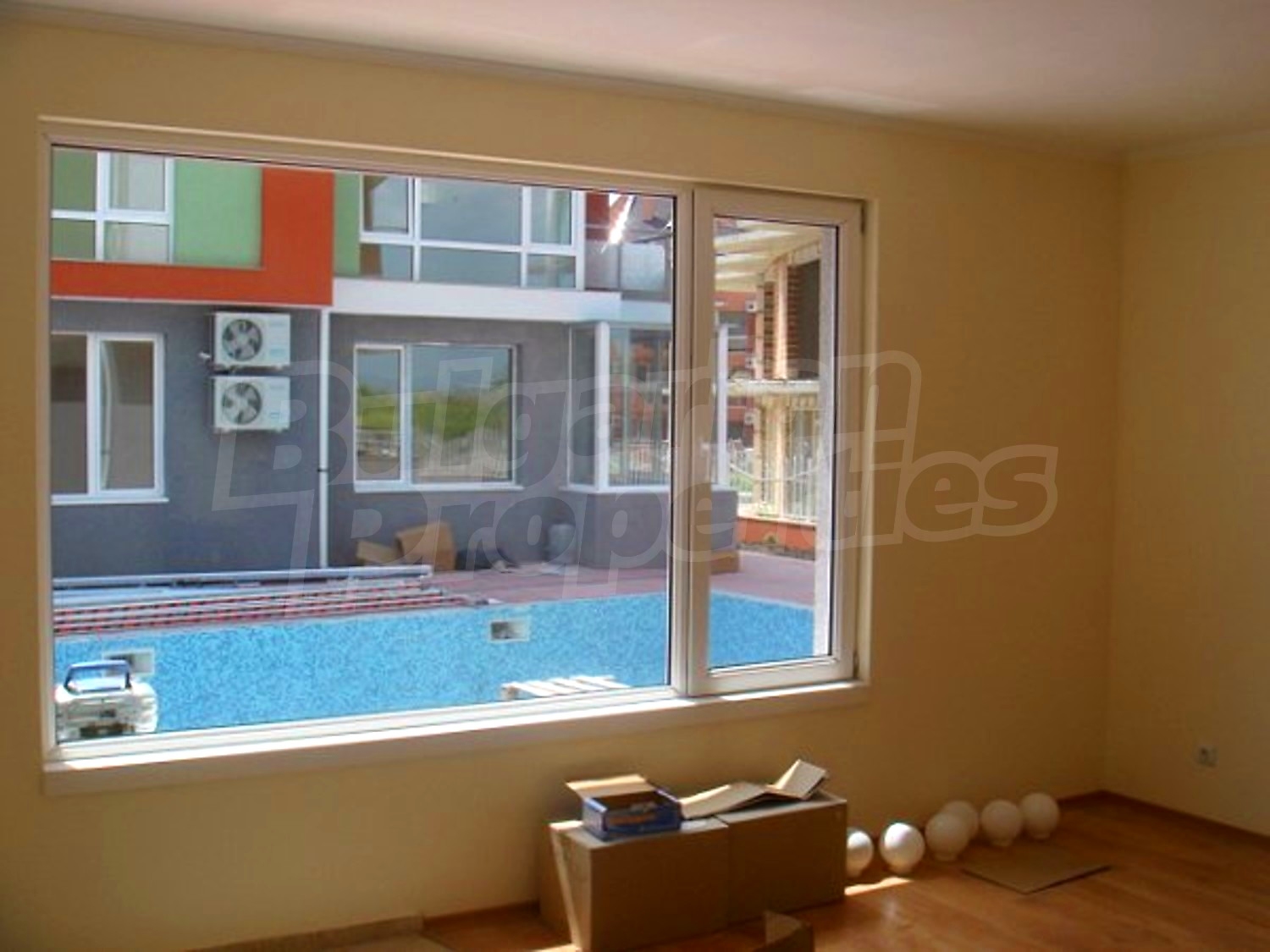 Gallery Picture 12