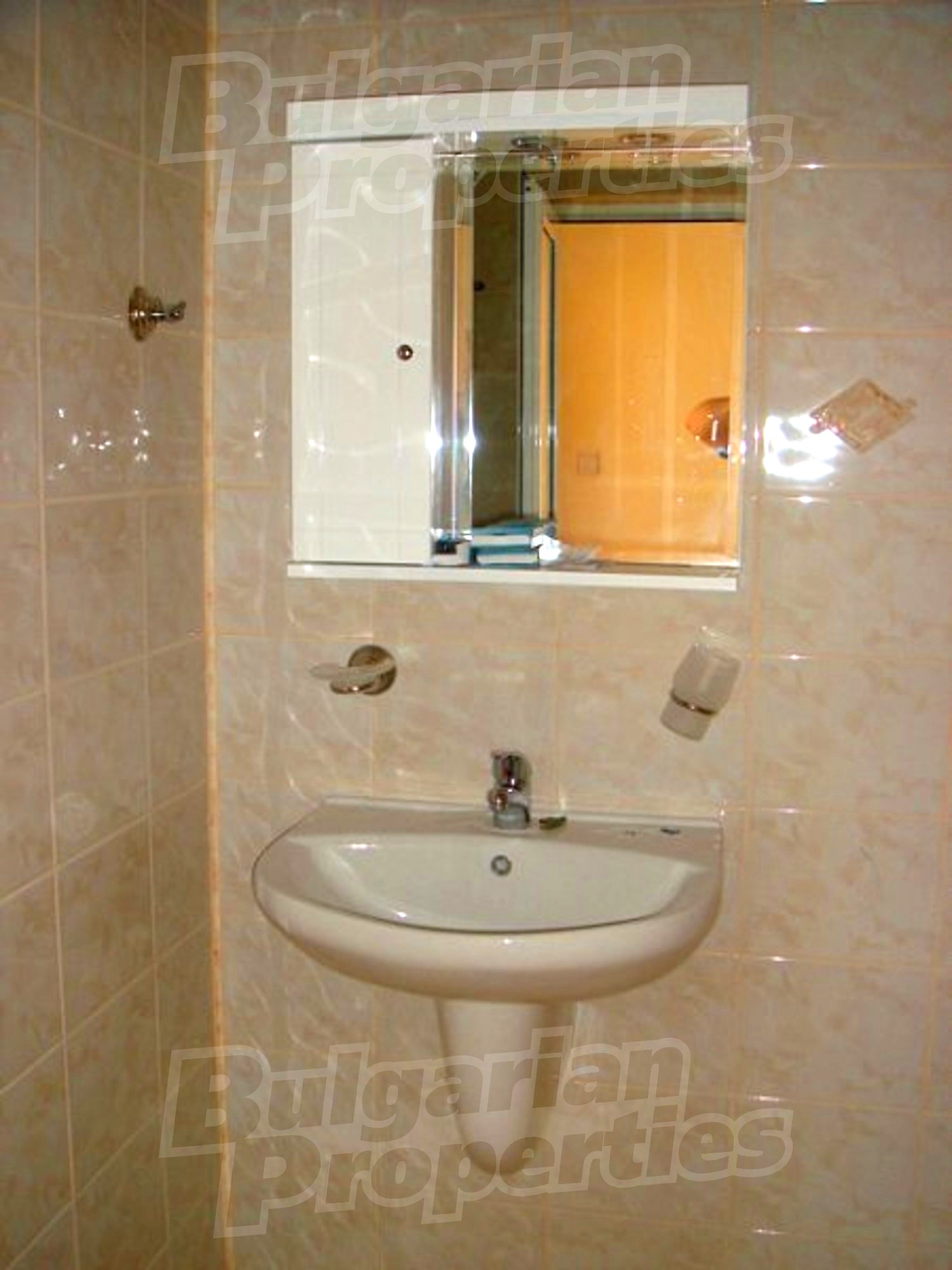 Gallery Picture 15
