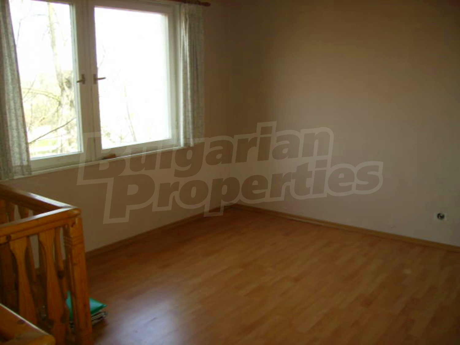 Gallery Picture 11