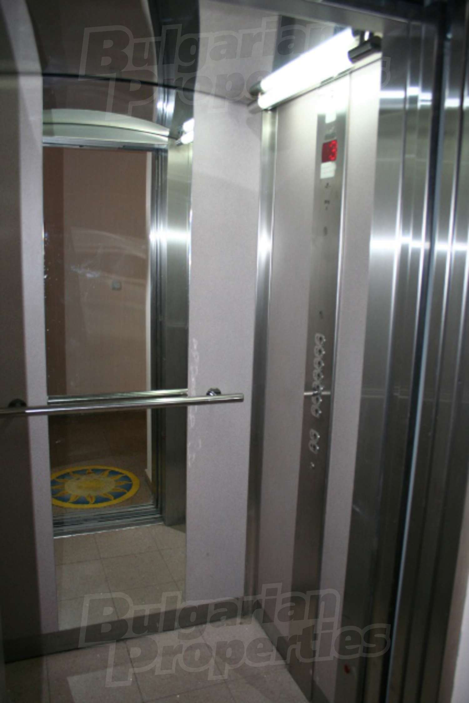 Gallery Picture 10