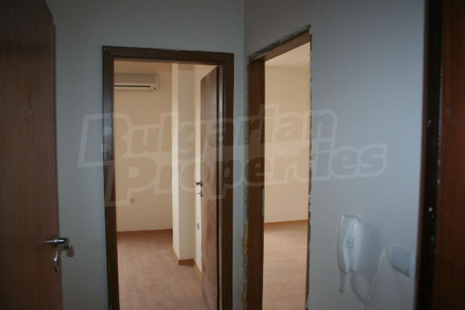 Gallery Picture 16