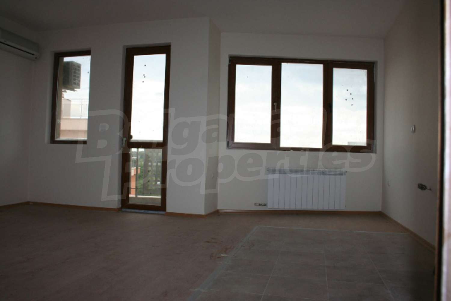 Gallery Picture 32