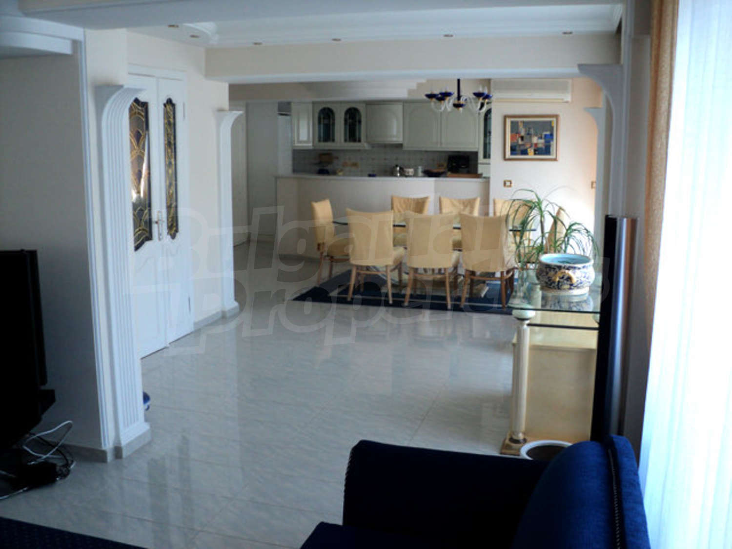 Gallery Picture 5