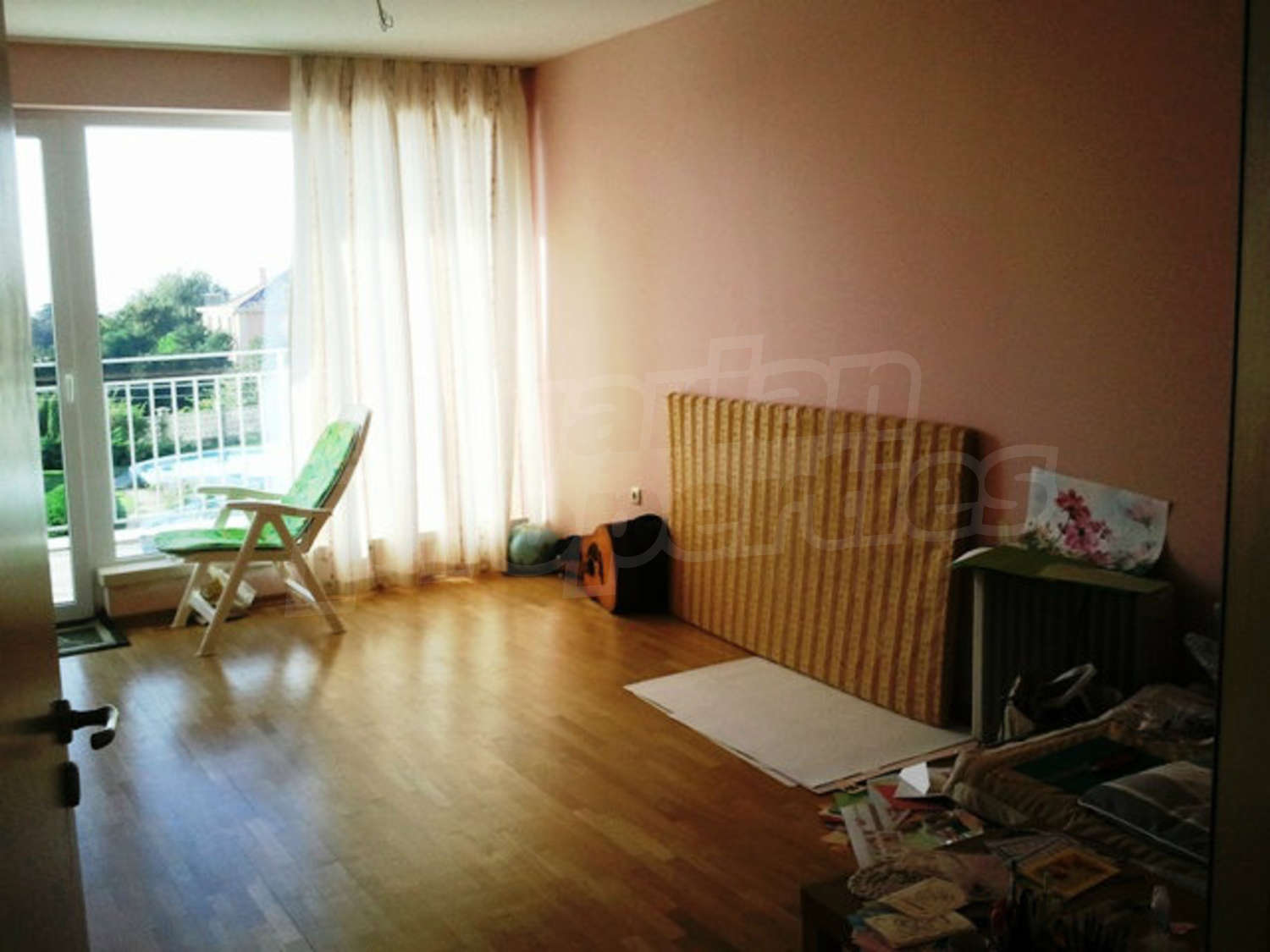 Gallery Picture 15