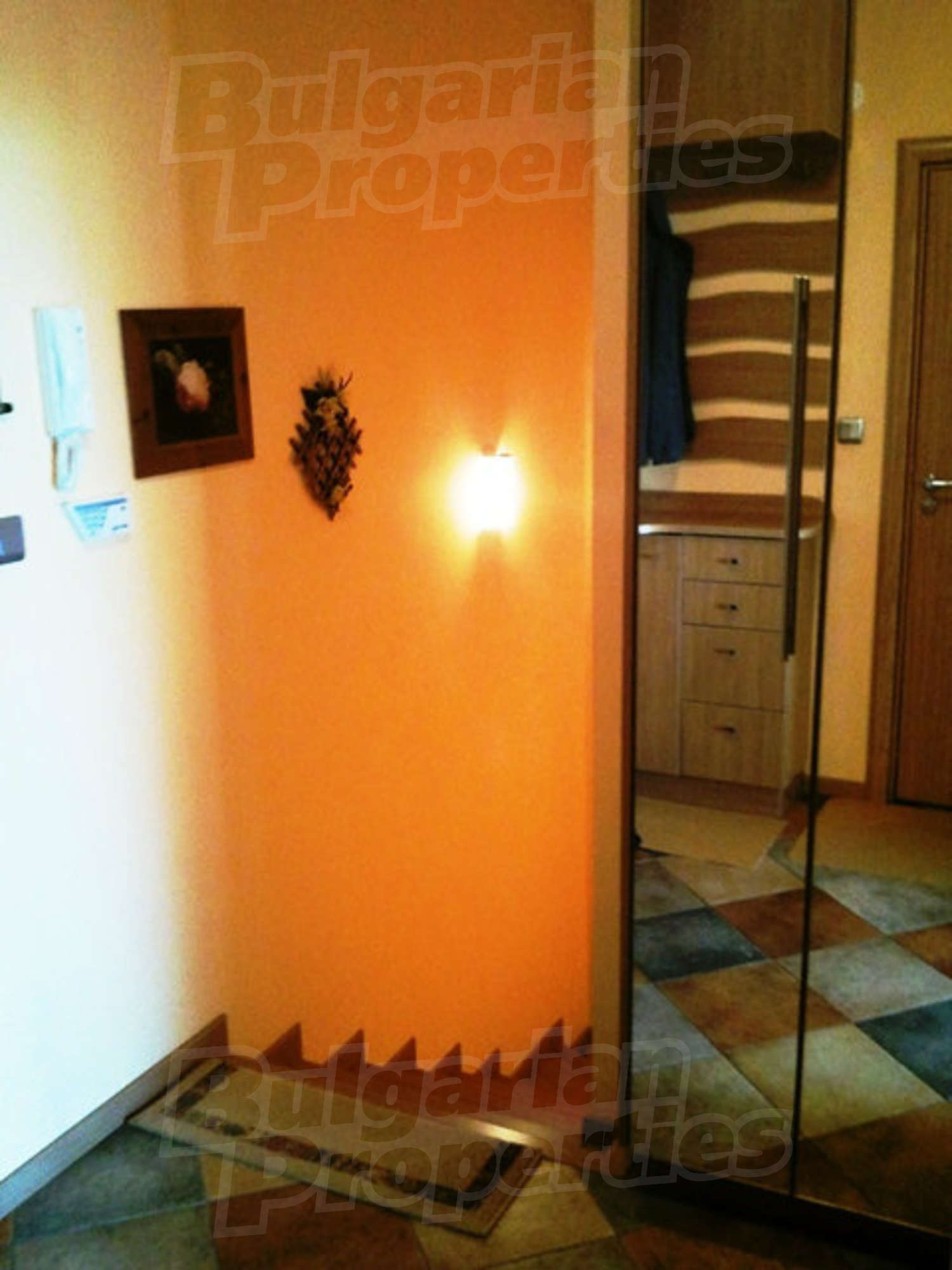 Gallery Picture 9