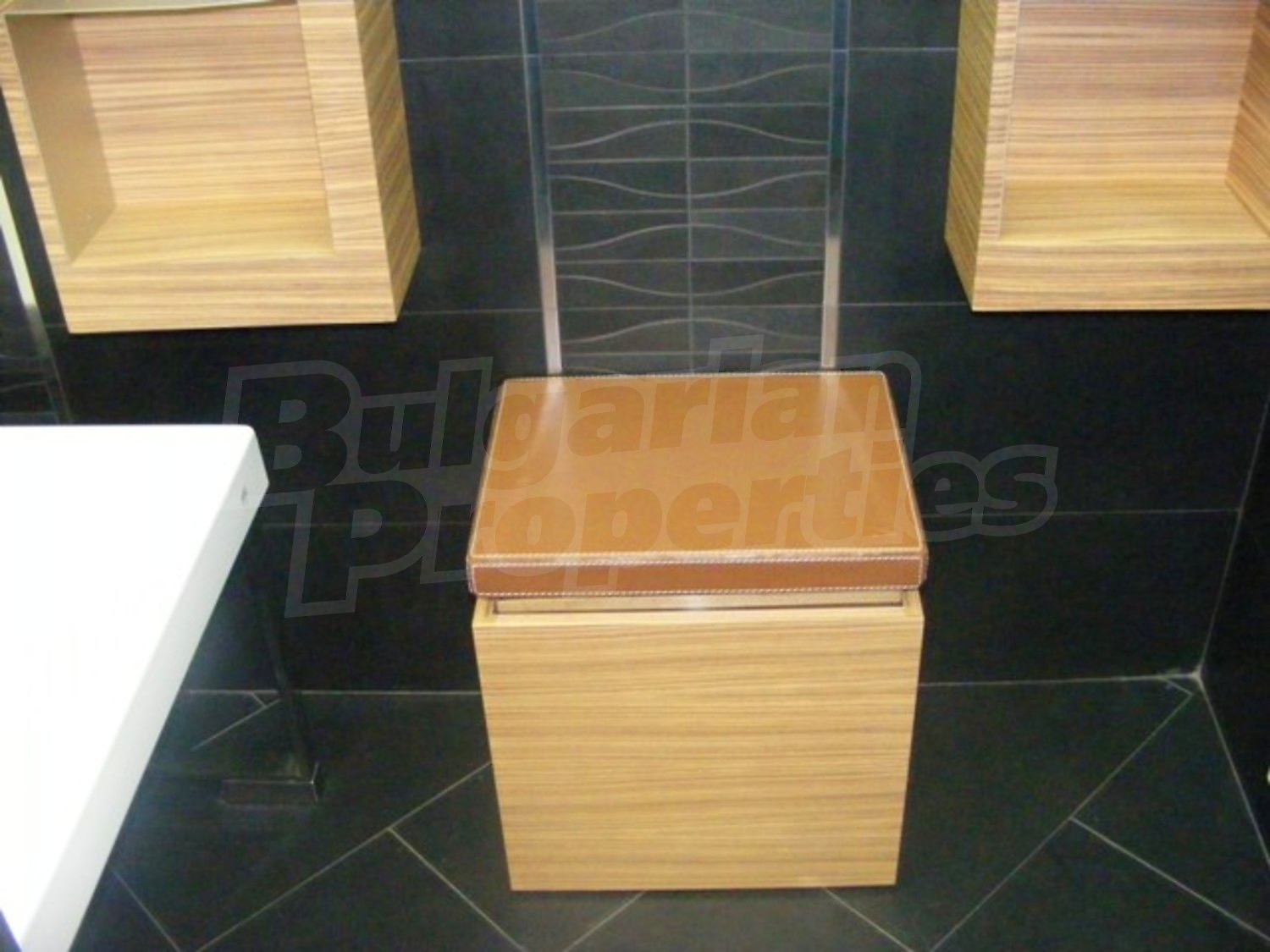 Gallery Picture 31