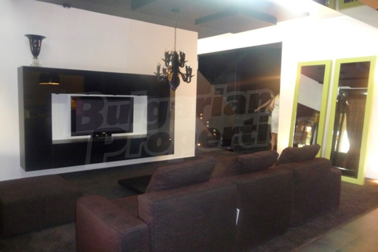 Gallery Picture 4