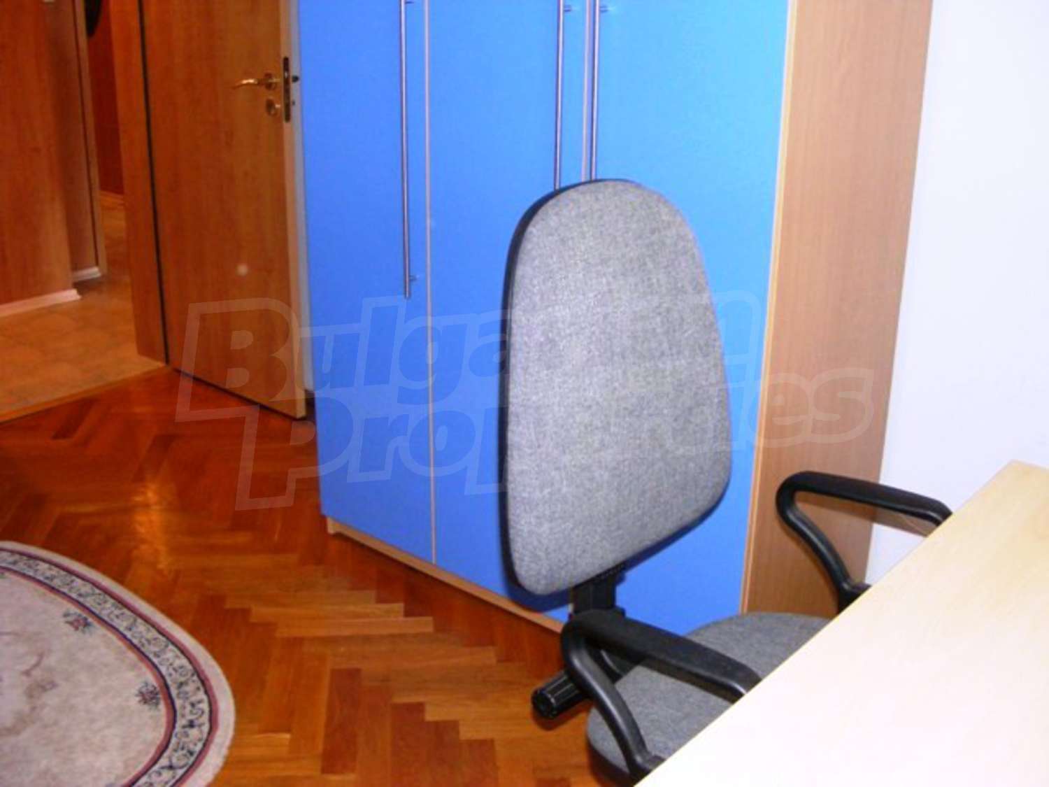 Gallery Picture 19