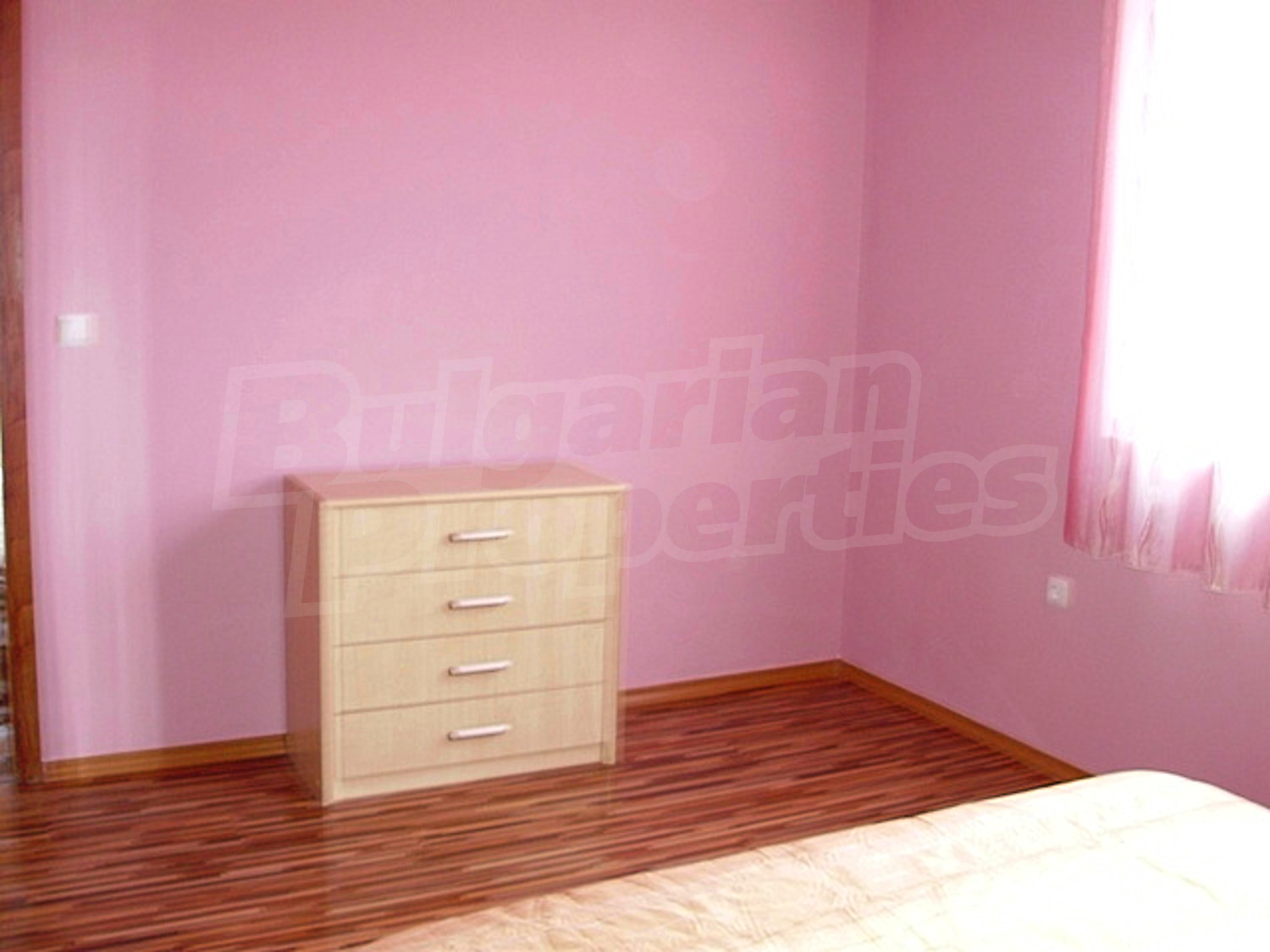 Gallery Picture 7